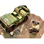 Preview: American Diorama 18017 Mechanic crew figure offroad camel trophy No.7 1:18 camera man limitiert 1/1000