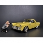 Preview: American Diorama 38211 Weekend Car Show Figure 3 Fotografin 1:18 Figur 1/1000