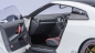 Preview: AUTOart Nissan NISMO R35 GT-R 2022 weiss Carbon 1:18 77501 Modellauto