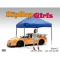 Preview: American Diorama 18102 Hip Hop Girls Figur #2 Frau mit Hoddie 1:18 limitiert 1/1000