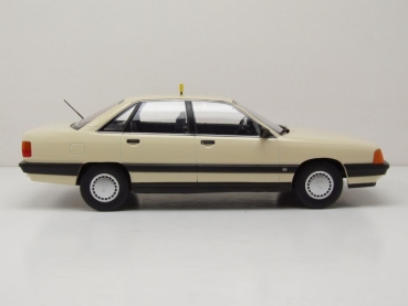 Triple9 1800355 Audi 100 C3 Typ 44 1989 Taxi 1:18 limitiert 1/1002 Modellauto