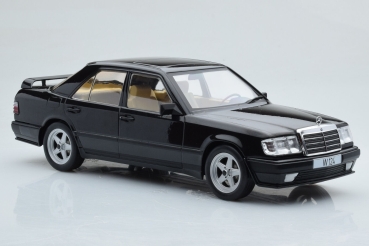 MCG Mercedes W124 Tuning schwarz E Class 1 18 Modellauto 18341