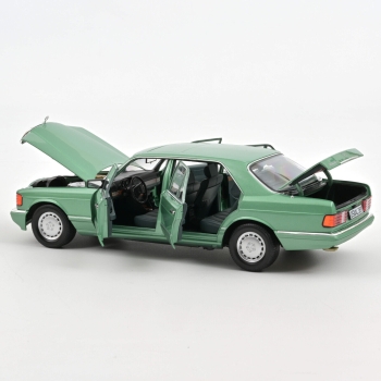 Norev 183469 Mercedes-Benz 560 SEL 1991 light green metallic 1:18 modelcar