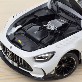 Norev 183901 Mercedes-Benz GT AMG Black Series 2021 weiss 1:18 limitiert 1/300 Modellauto