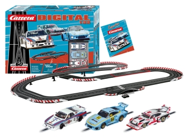 Carrera DIGITAL 132 Retro Grand Prix Set 2023 Rennbahn 30031 1:32 inkl. Blechschild 60 Jahre Jubiläum