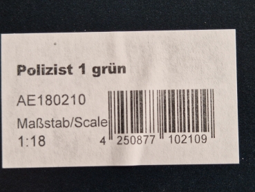 Polizist 1 grün Deutsche Polizei 90er Jahre Figur 1:18 Modellauto Diorama Zubehör limitiert Exklusiv Modellbau-Klar Figurenmanufaktur