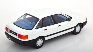 Triple9 1800340 Audi 80 B3 1989 Alpine weiss 1:18 limitiert 1/1002 Modellauto