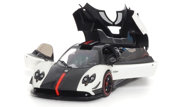 Almost Real 856011 Pagani Zonda Cinque Coupe 2009 Bianco Benny weiss 1:18 limited 1/1500 Modellauto