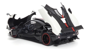 Almost Real 856011 Pagani Zonda Cinque Coupe 2009 Bianco Benny weiss 1:18 limited 1/1500 Modellauto