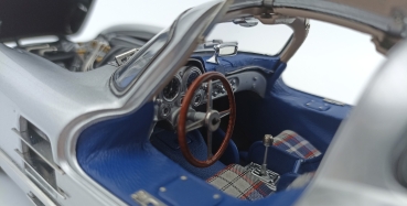 CMC Mercedes-Benz 300 SLR Uhlenhaut Coupe 1955 M-244 limitiert 1/500 Modellauto