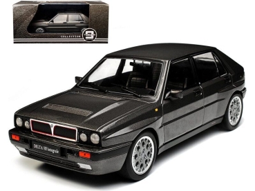 Triple9 1800172 Lancia hf Delta Integrale 16V 1997 grey 1:18 limited 1/1002 Modelcar