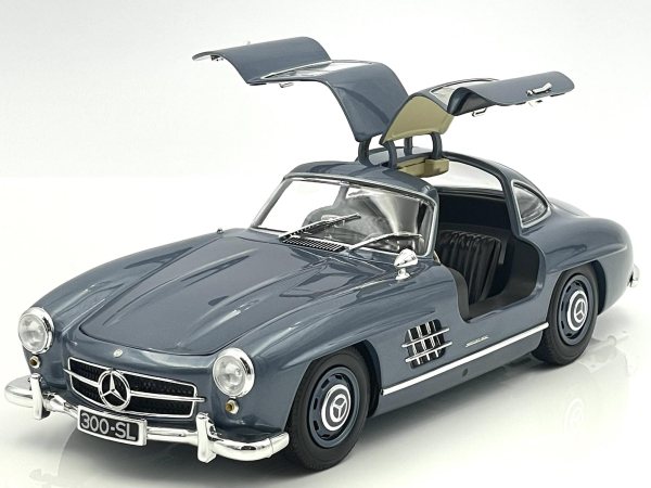 Minichamps 110037220 Mercedes-Benz 300SL 1955 light blue metallic W198 limitiert 1:18 Mercedes 300 SL Modellauto