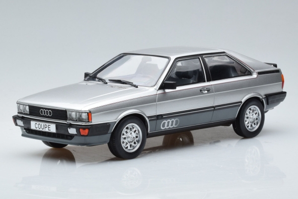 MCG Audi Coupe GT 1980 silber 1:18 Modellauto 18314