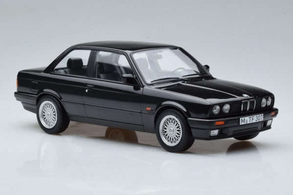 Norev 183203 BMW E30 325i 3er 3-series schwarz metallic 1988 1:18 Limousine