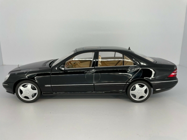 Norev 183812 Mercedes-Benz S55 AMG 2000 black W220 1:18 limited 1/1002 Modellauto