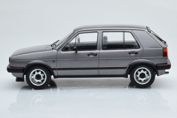 MCG VW Golf II GTI 1984 grau metallic 1:18 Modellauto 18390