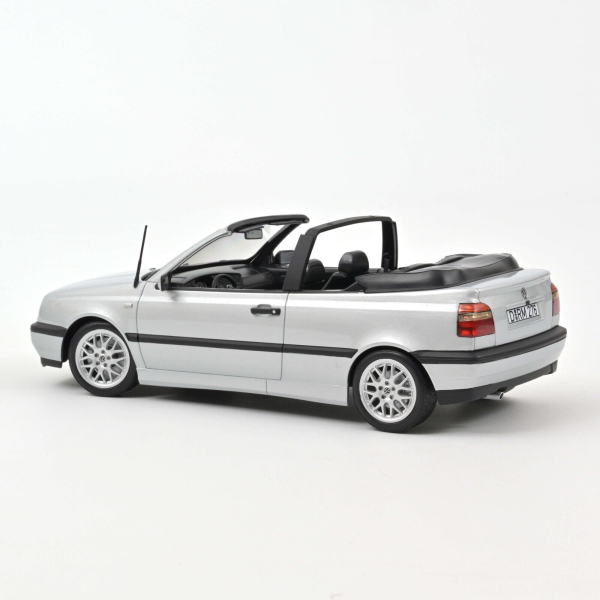 Norev VW Golf III 3 Cabriolet 1995 silver 1:18 modelcar