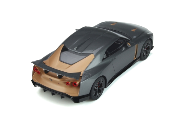 GT Spirit 300 Nissan GT-R 50 by Italdesign 2018 grau 1:18 limited 1/999 Modellauto