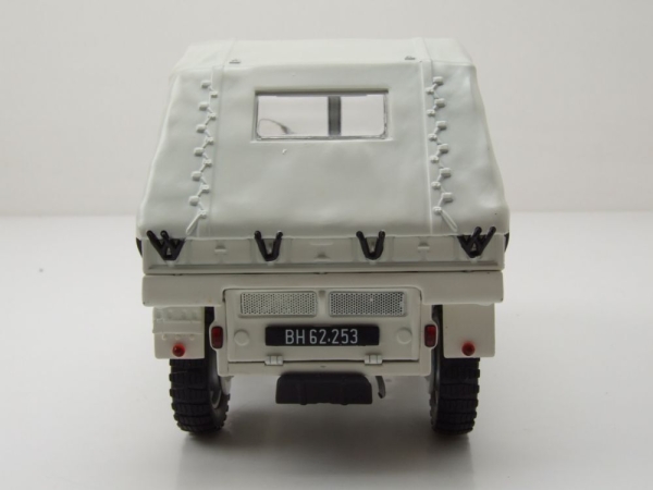 Schuco 450043800 Steyr Puch Haflinger Modell UN Rotes Kreuz 1:18 limitiert 1/500 Modellauto