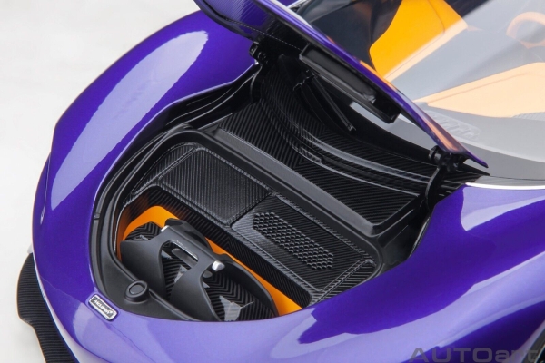 AUTOart 76089 McLaren SPEEDTAIL 2020 Lantana purple 1:18 Modellauto