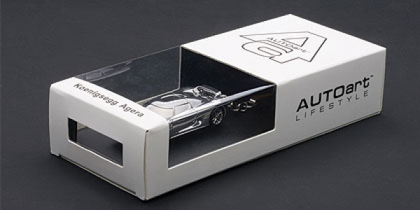 AutoArt Schlüsselanhänger KOENIGSEGG AGERA ALUMINIUM CAR KEYCHAIN 41628