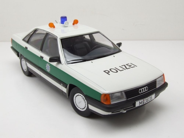 Triple9 1800354 Audi 100 C3 Typ 44 1989 Polizei 1:18 limitiert 1/1002 Modellauto